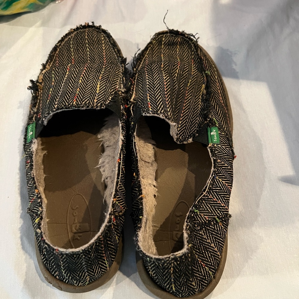 Sanuk Women’s size 6